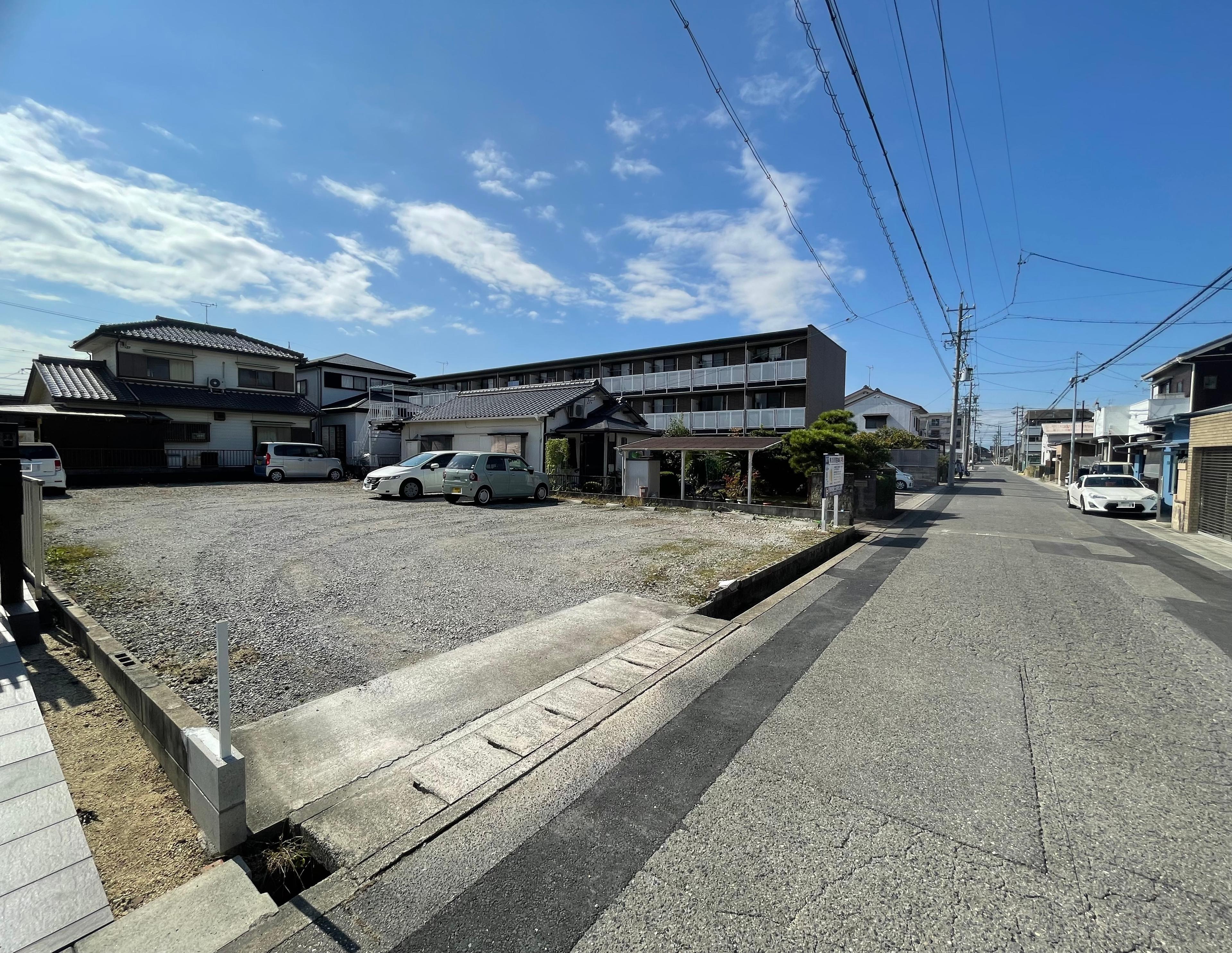 東の川南駐車場の外観・駐車場イメージ2枚目