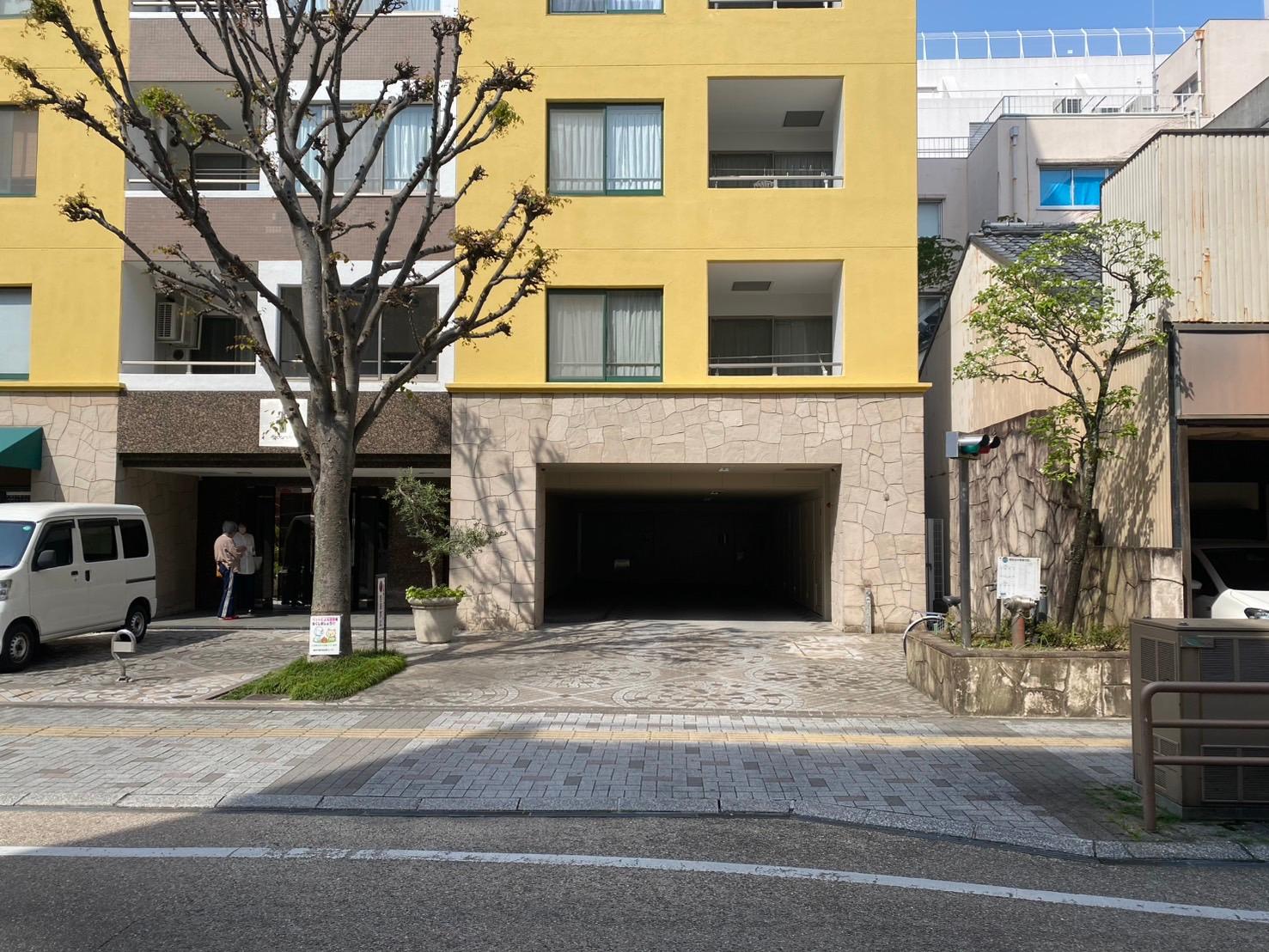 アコルデ両替町の外観・駐車場イメージ1枚目