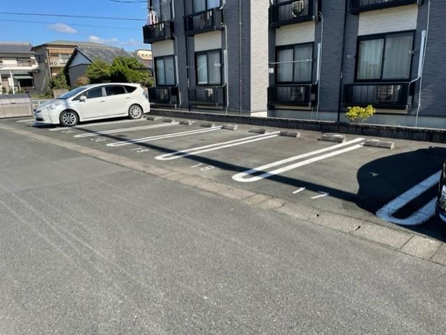 ＴＥＲＡＤＡ１８３(30572)の外観・駐車場イメージ1枚目