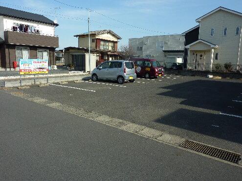 平須グリーンゲーブルス前駐車場の外観・駐車場イメージ2枚目