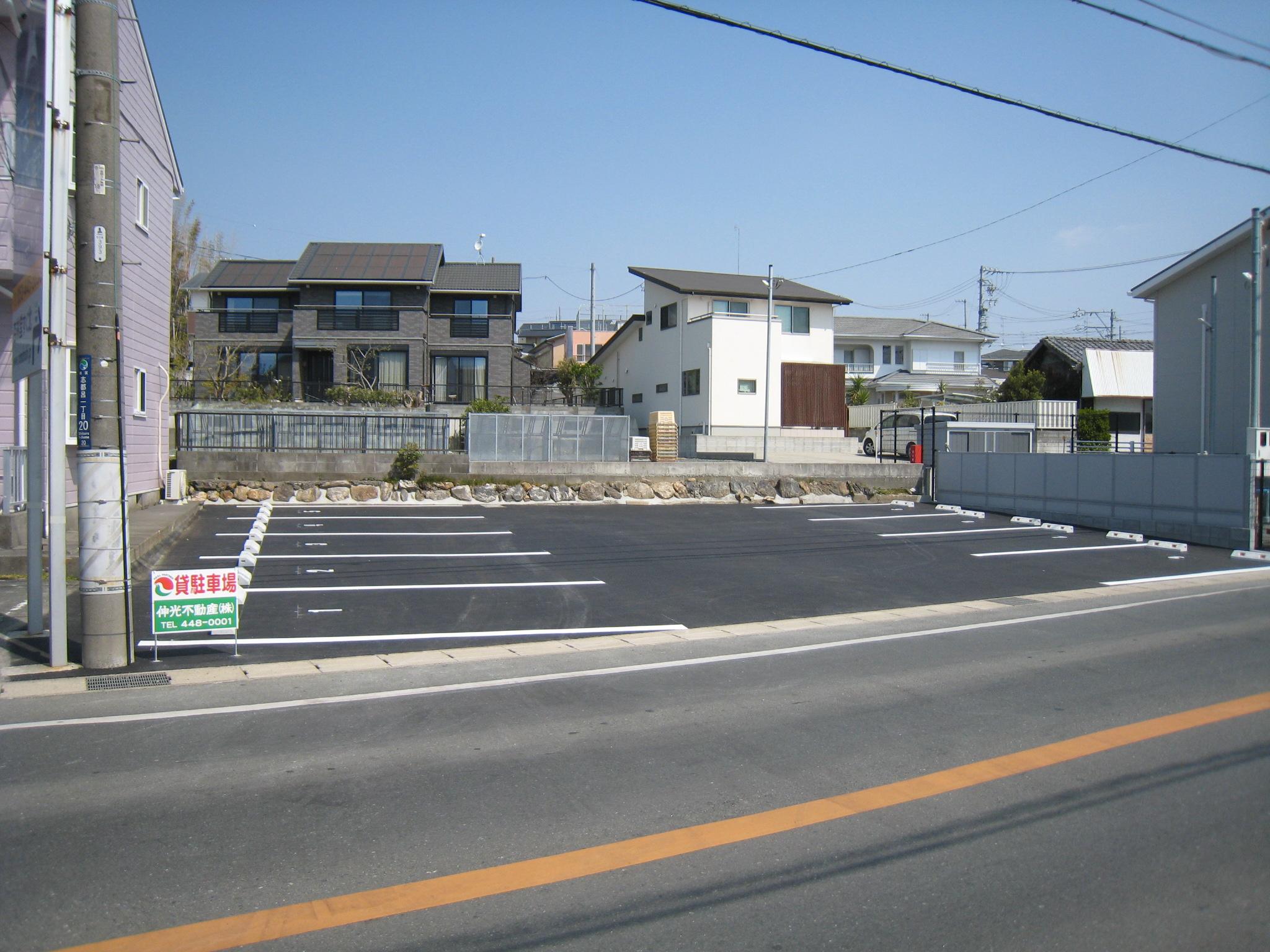 志都呂一丁目1020-3の外観・駐車場イメージ1枚目