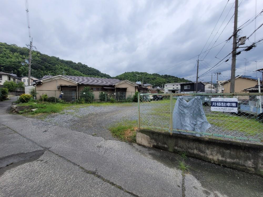村田ガレージの外観・駐車場イメージ2枚目