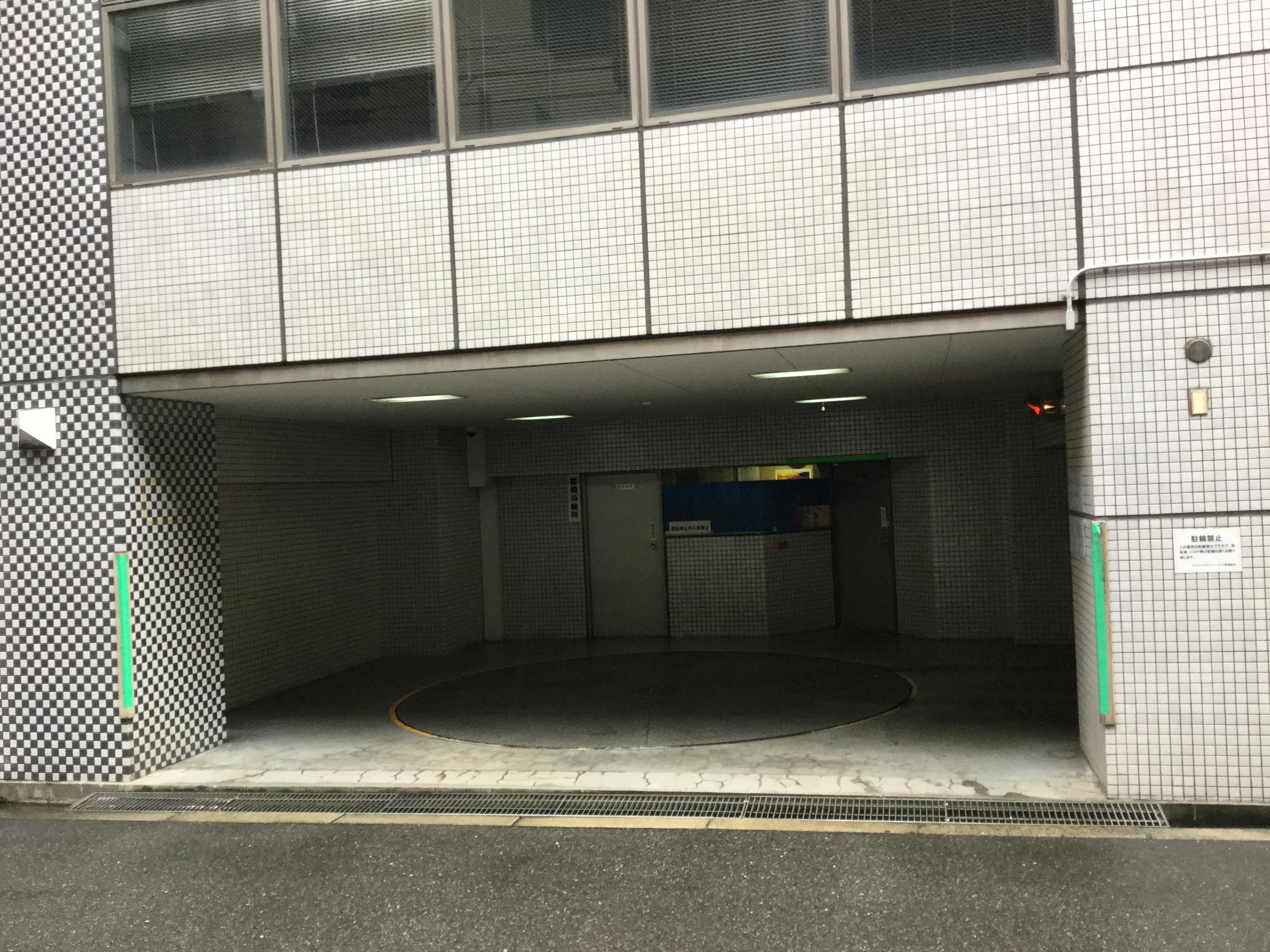 インテリジェンスビル駐車場の外観・駐車場イメージ1枚目
