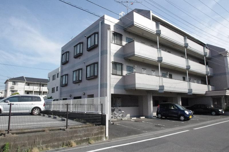 ファウンテン90の外観・駐車場イメージ1枚目