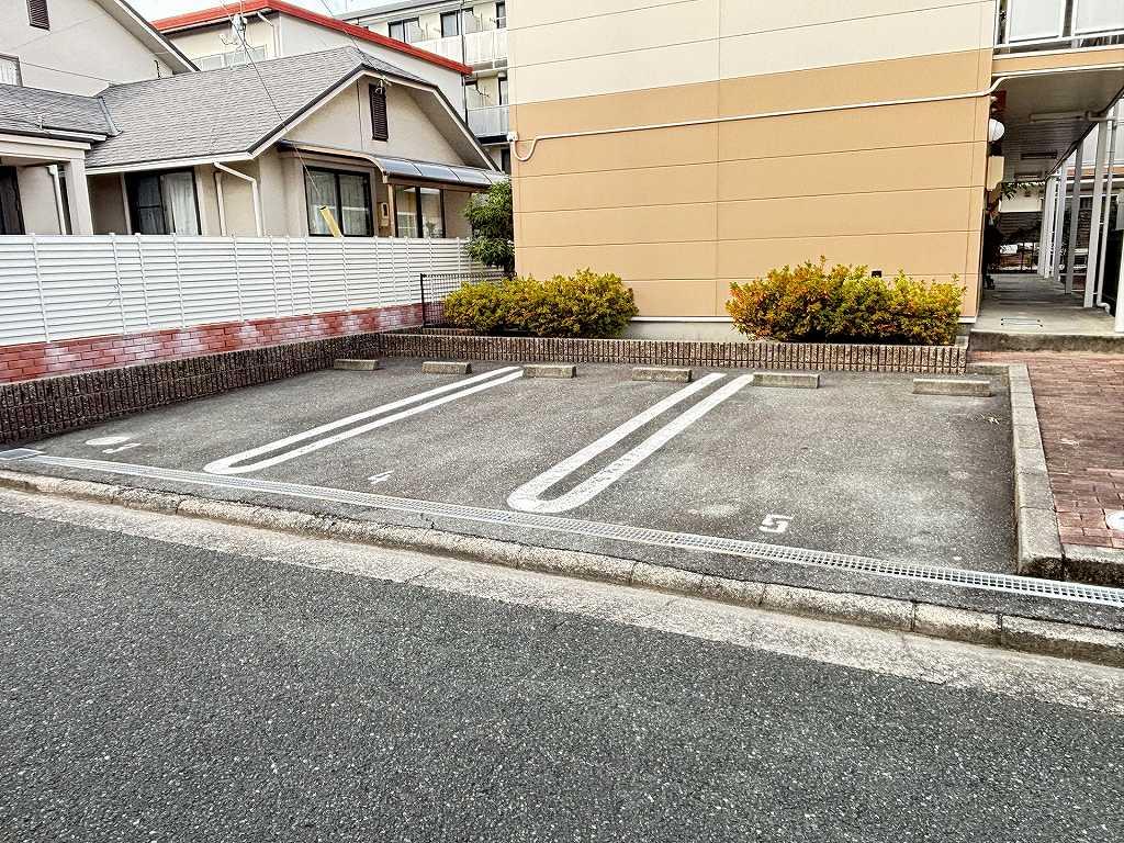 エクレール(20495)の外観・駐車場イメージ2枚目