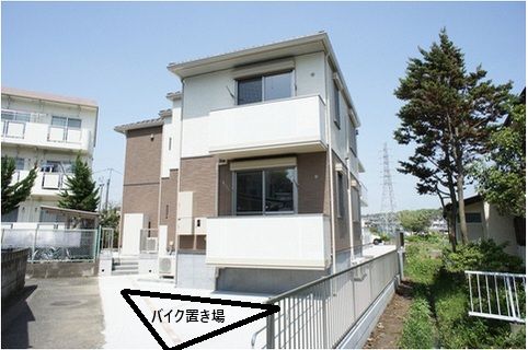 フローラ真和３番館駐車場の外観・駐車場イメージ1枚目