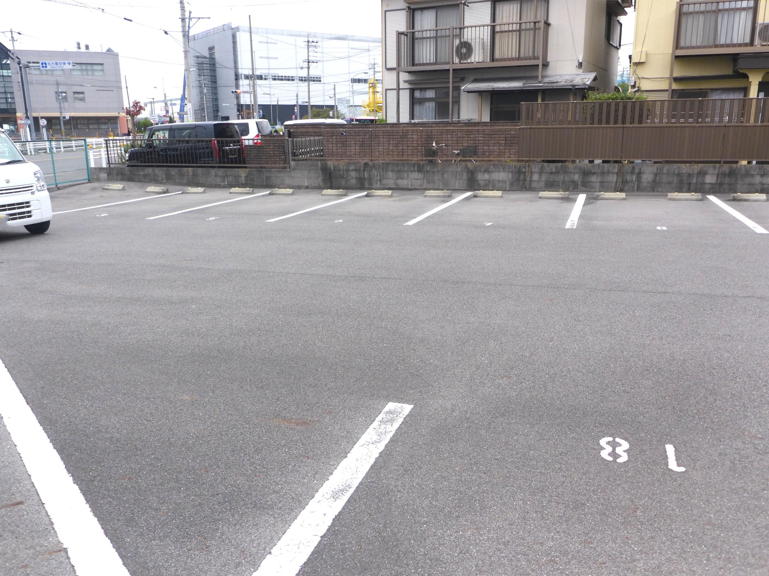 J-176の外観・駐車場イメージ2枚目