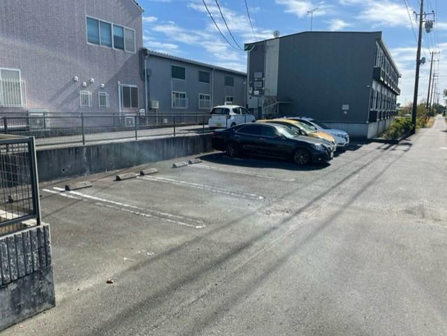 中島(32834)の外観・駐車場イメージ1枚目
