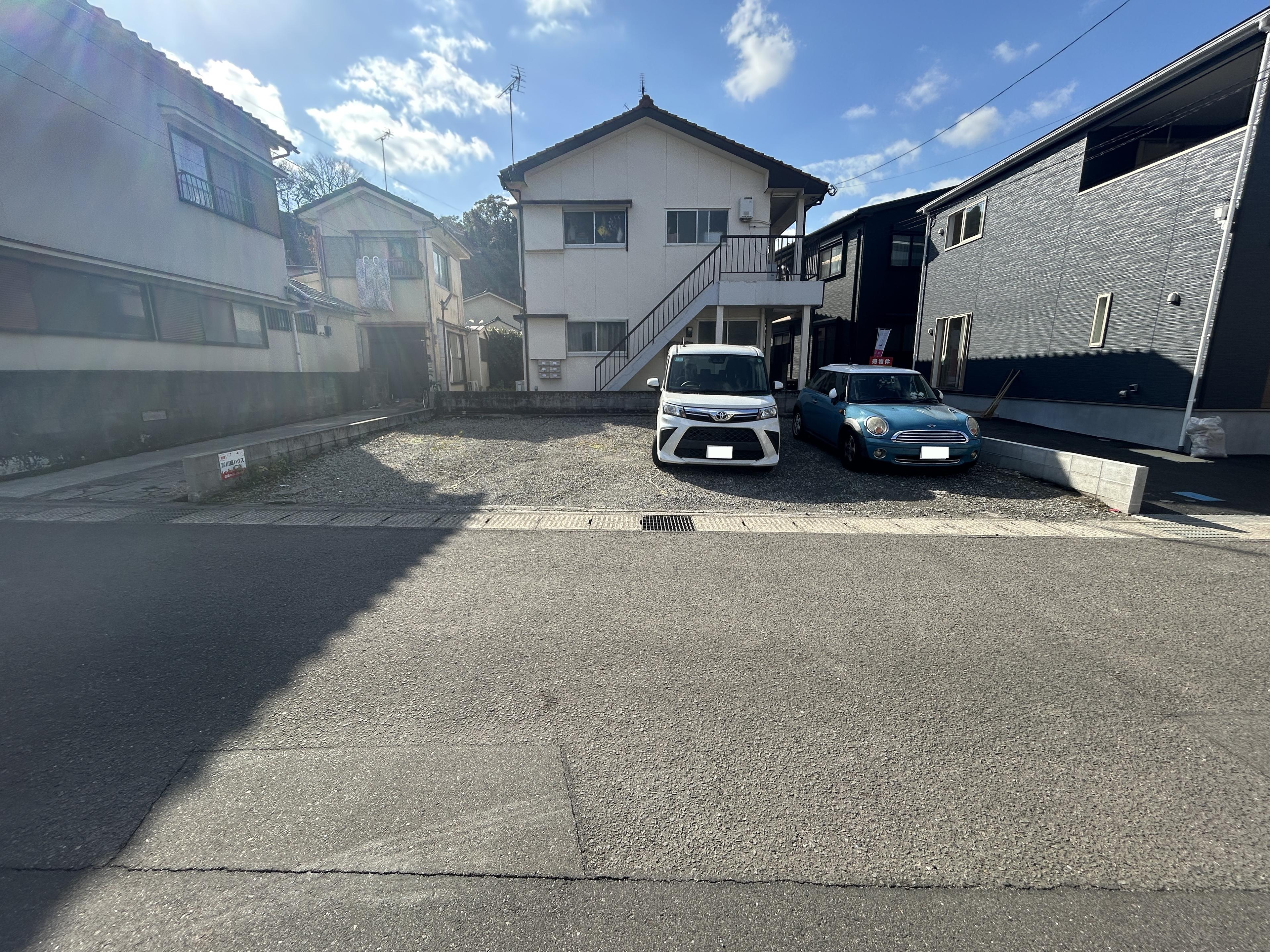 ｵｰﾄ･ｽｸｳｪｱｰ上竜尾の外観・駐車場イメージ2枚目