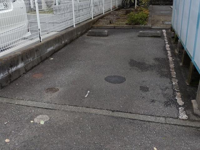 信月(14138)の外観・駐車場イメージ1枚目