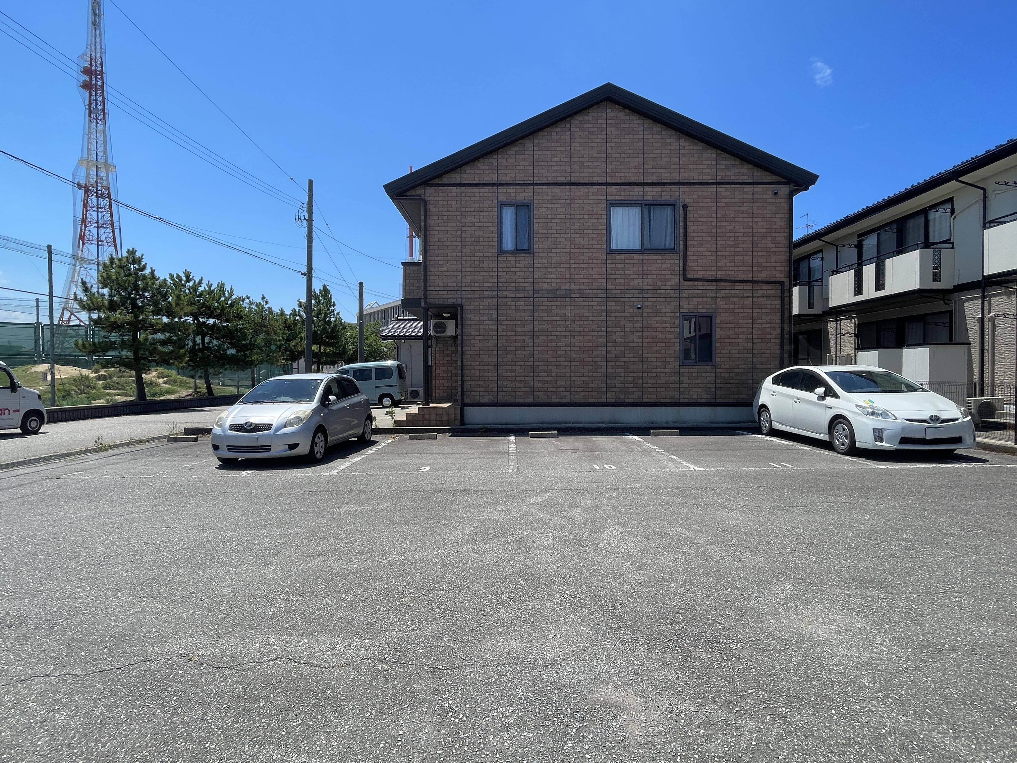 畝田西月極駐車場の外観・駐車場イメージ2枚目