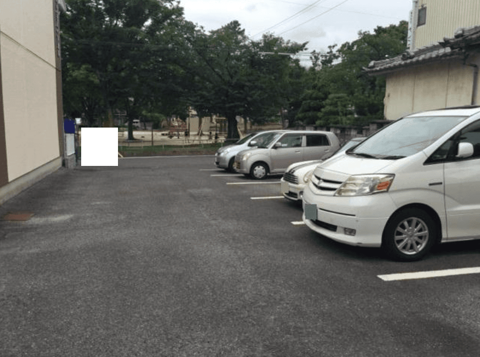 ＦＫコスモハイツ赤坂駐車場の外観・駐車場イメージ2枚目
