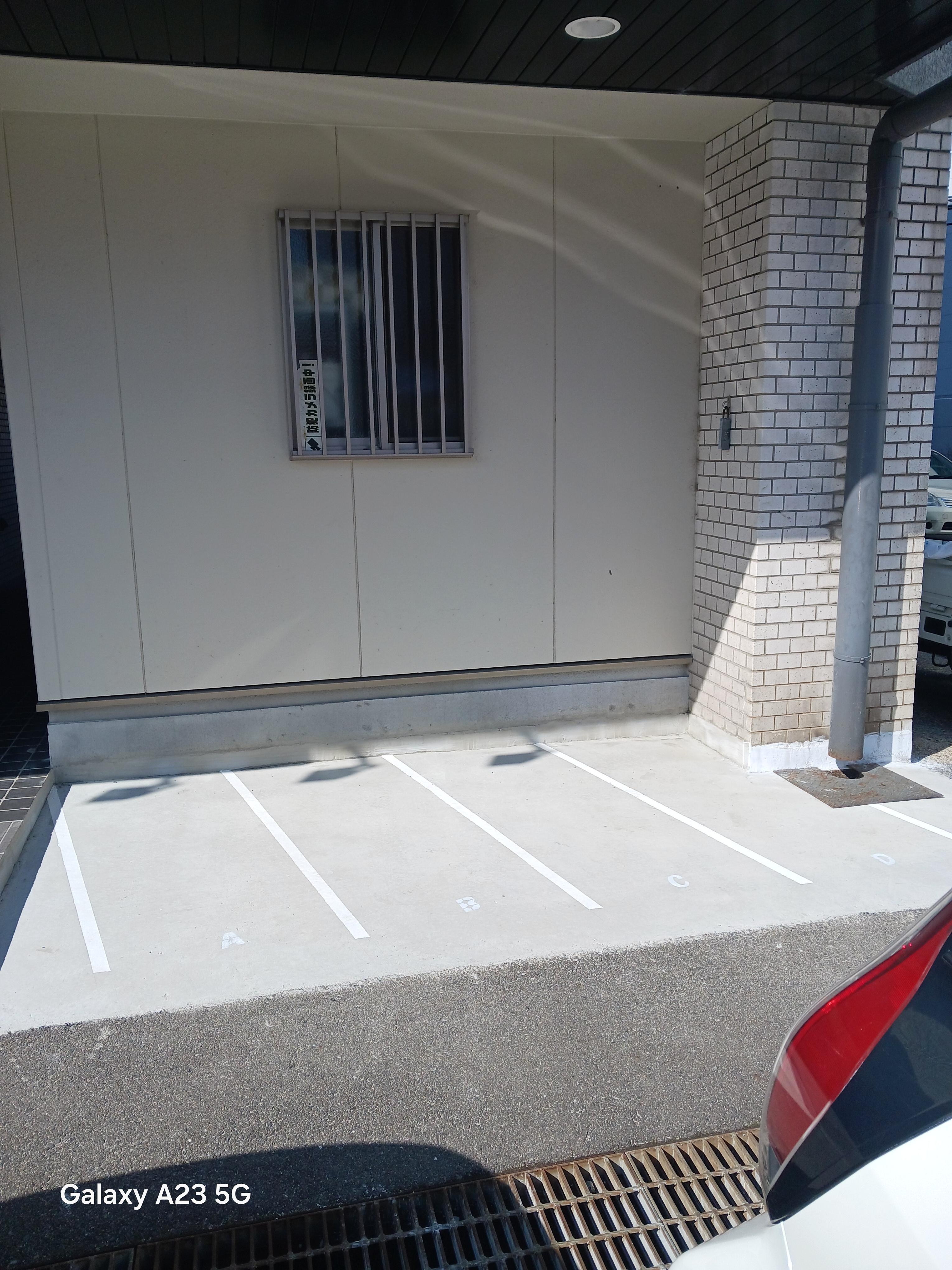 ウィンドヒル香里Ⅰの外観・駐車場イメージ3枚目