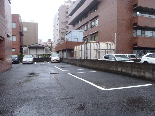 石油会館駐車場の外観・駐車場イメージ2枚目