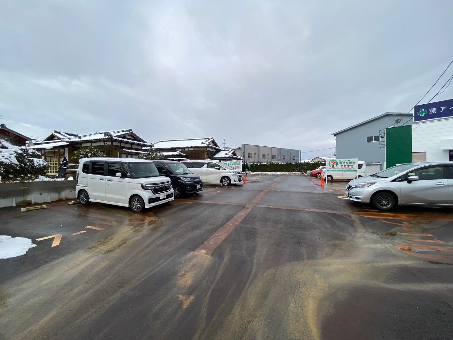 井土巻駐車場の外観・駐車場イメージ2枚目