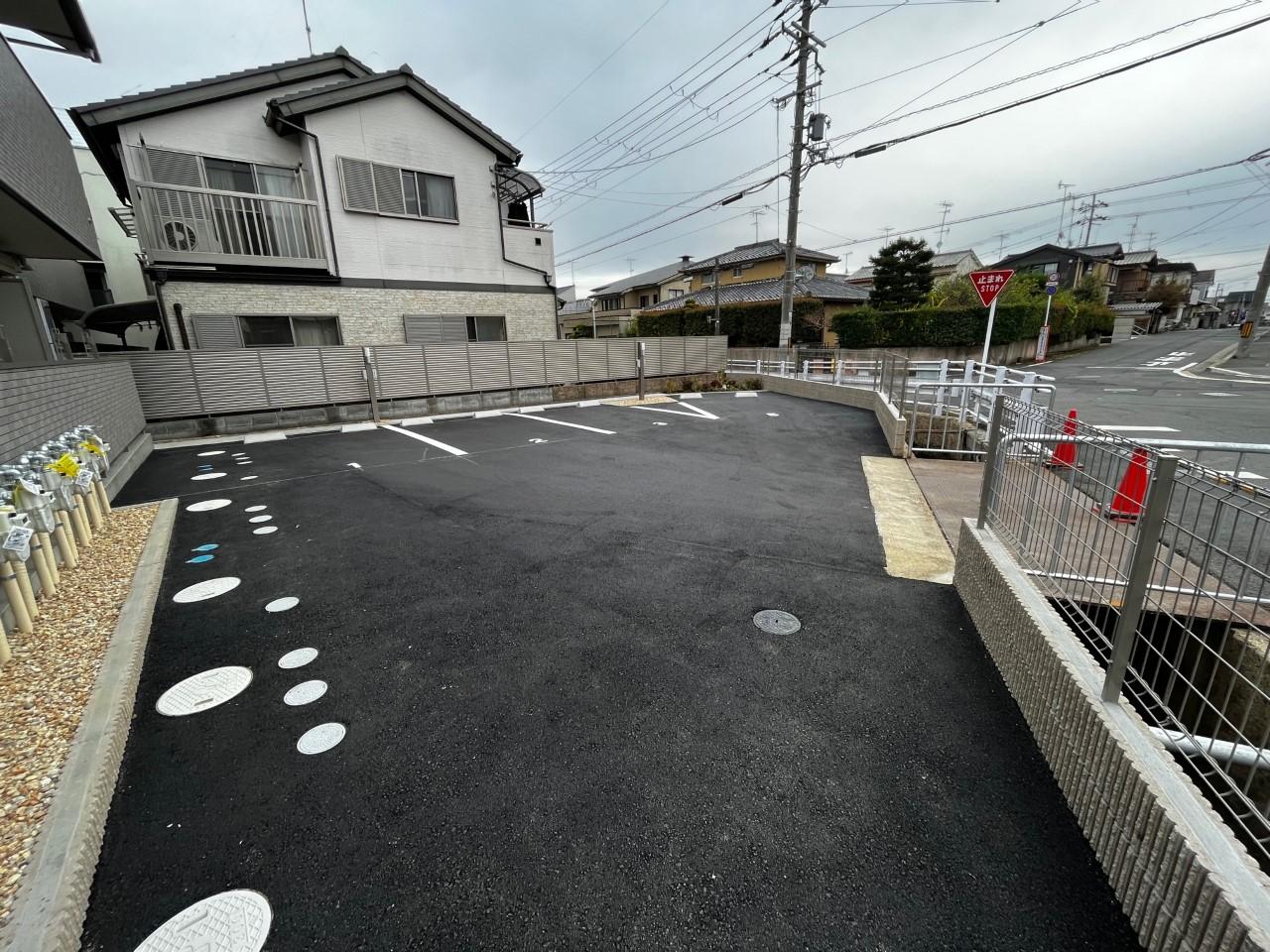 QBT3　の外観・駐車場イメージ2枚目