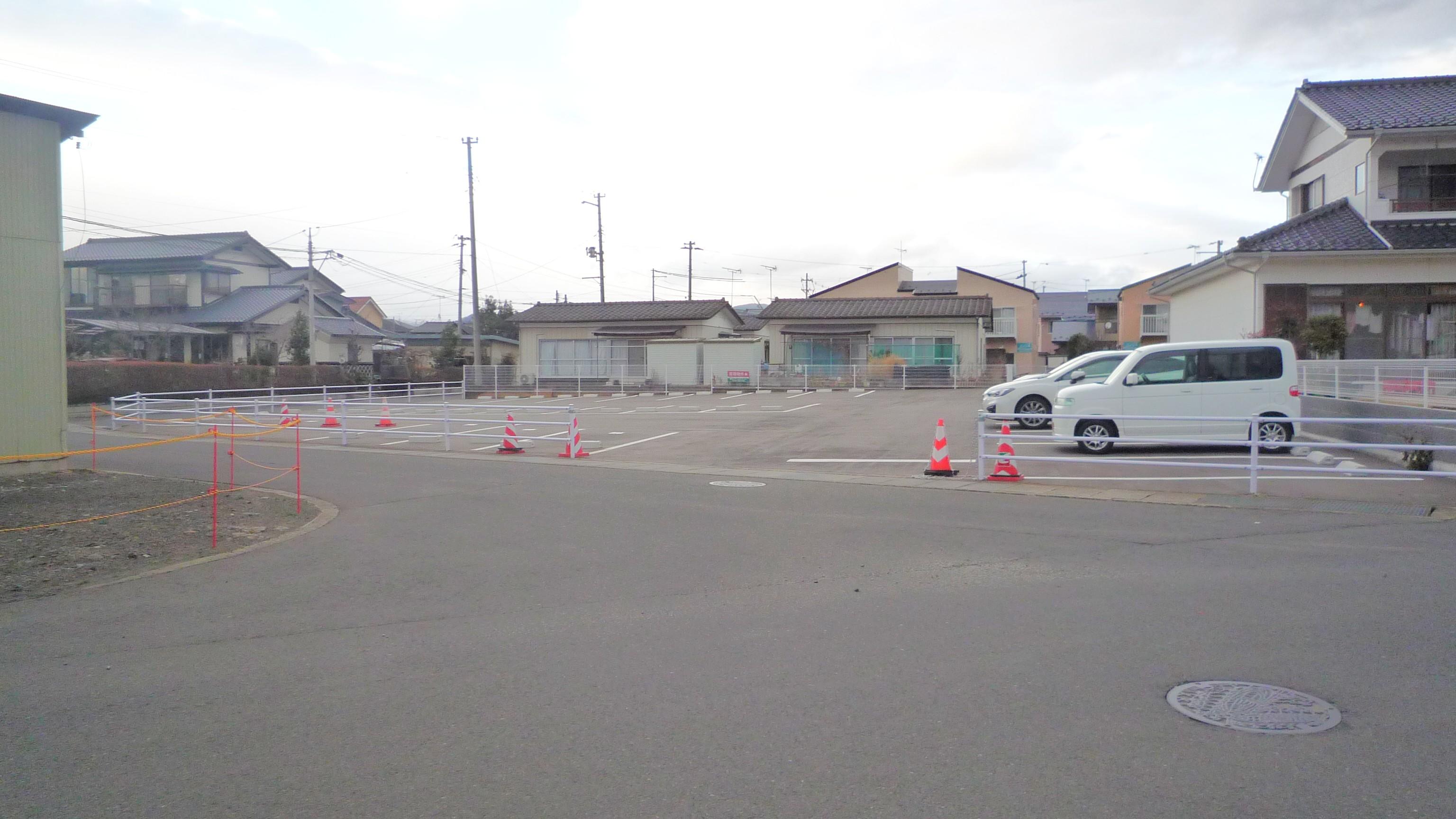 丸子社員駐車場の外観・駐車場イメージ2枚目