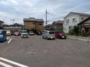 筑縄町ハナミズキ通り月極駐車場の駐車場