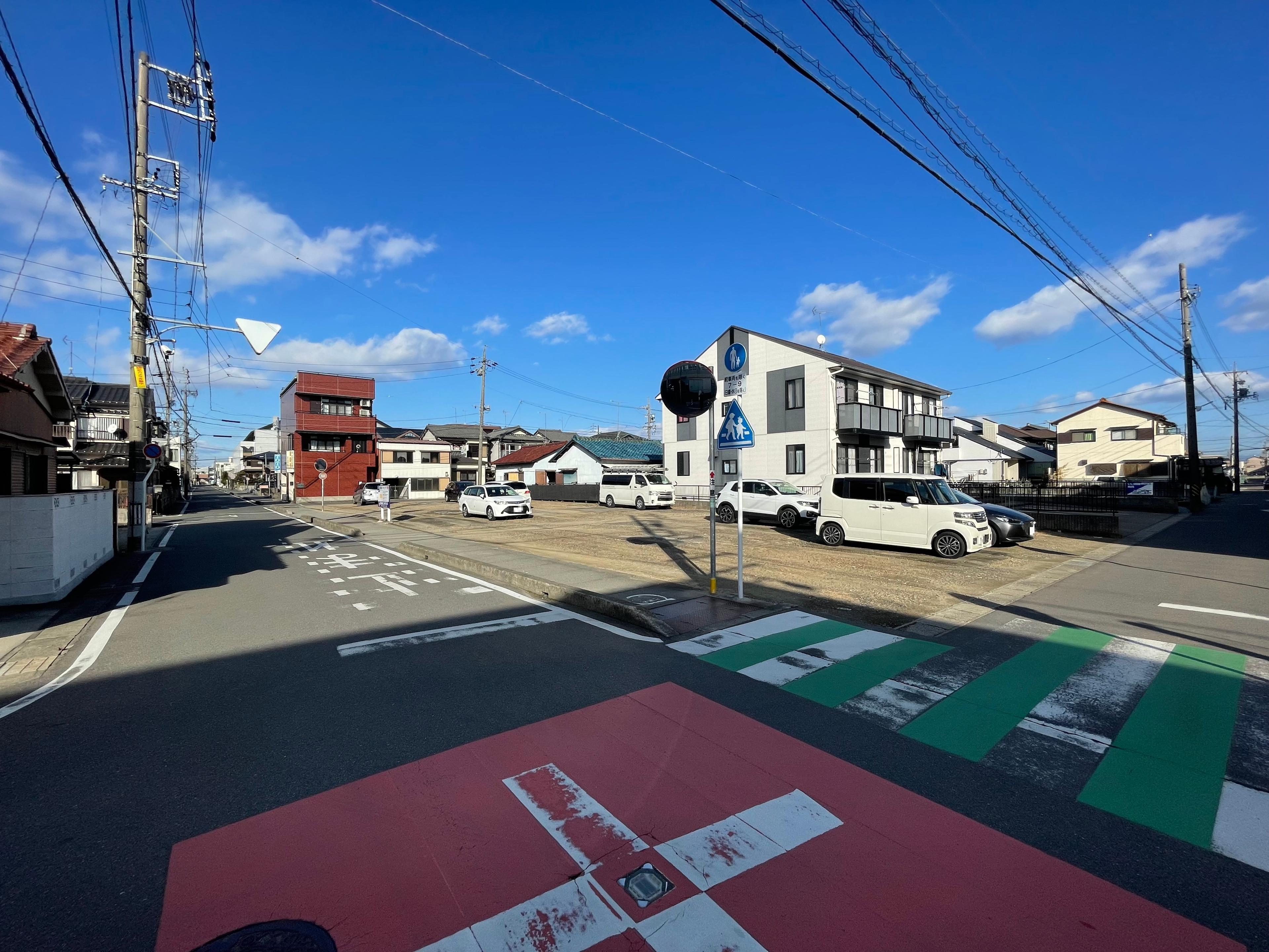 長瀬パーキングの外観・駐車場イメージ2枚目