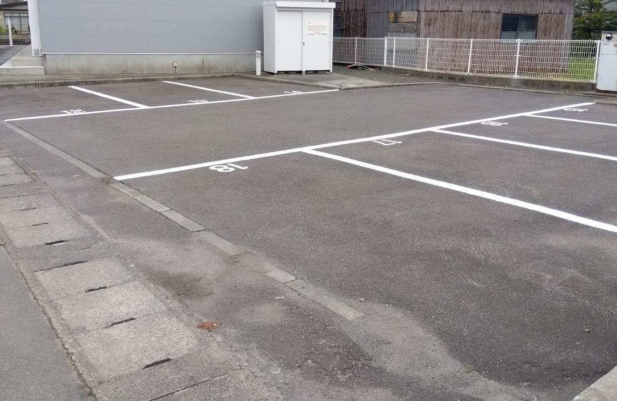 新井田(24429)の外観・駐車場イメージ1枚目