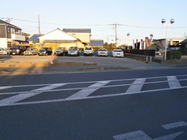 センターリバーパーキングの外観・駐車場イメージ1枚目