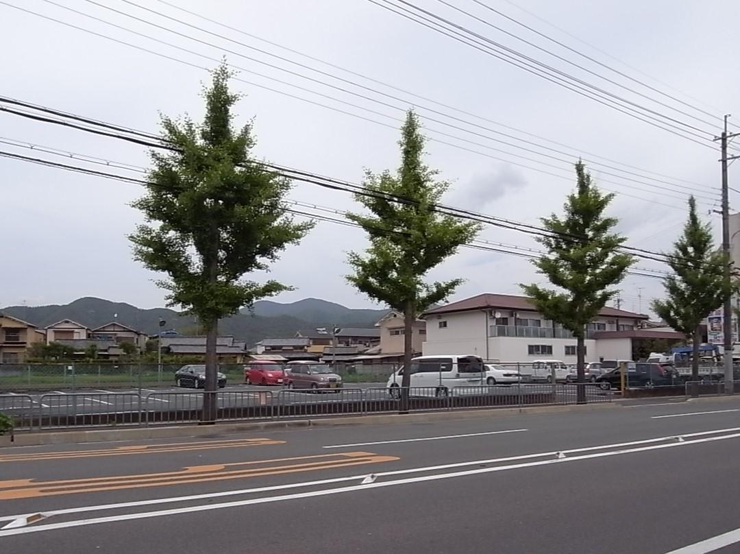 瀬戸川町ガレージの外観・駐車場イメージ3枚目