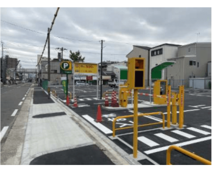旭区赤川１丁目の外観・駐車場イメージ1枚目