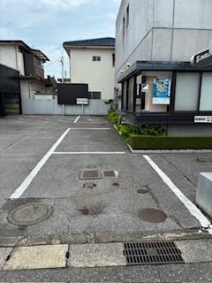 西川田5丁目月極駐車場の外観・駐車場イメージ2枚目