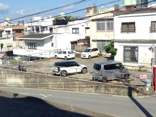 玉城正信駐車場の外観・駐車場イメージ1枚目