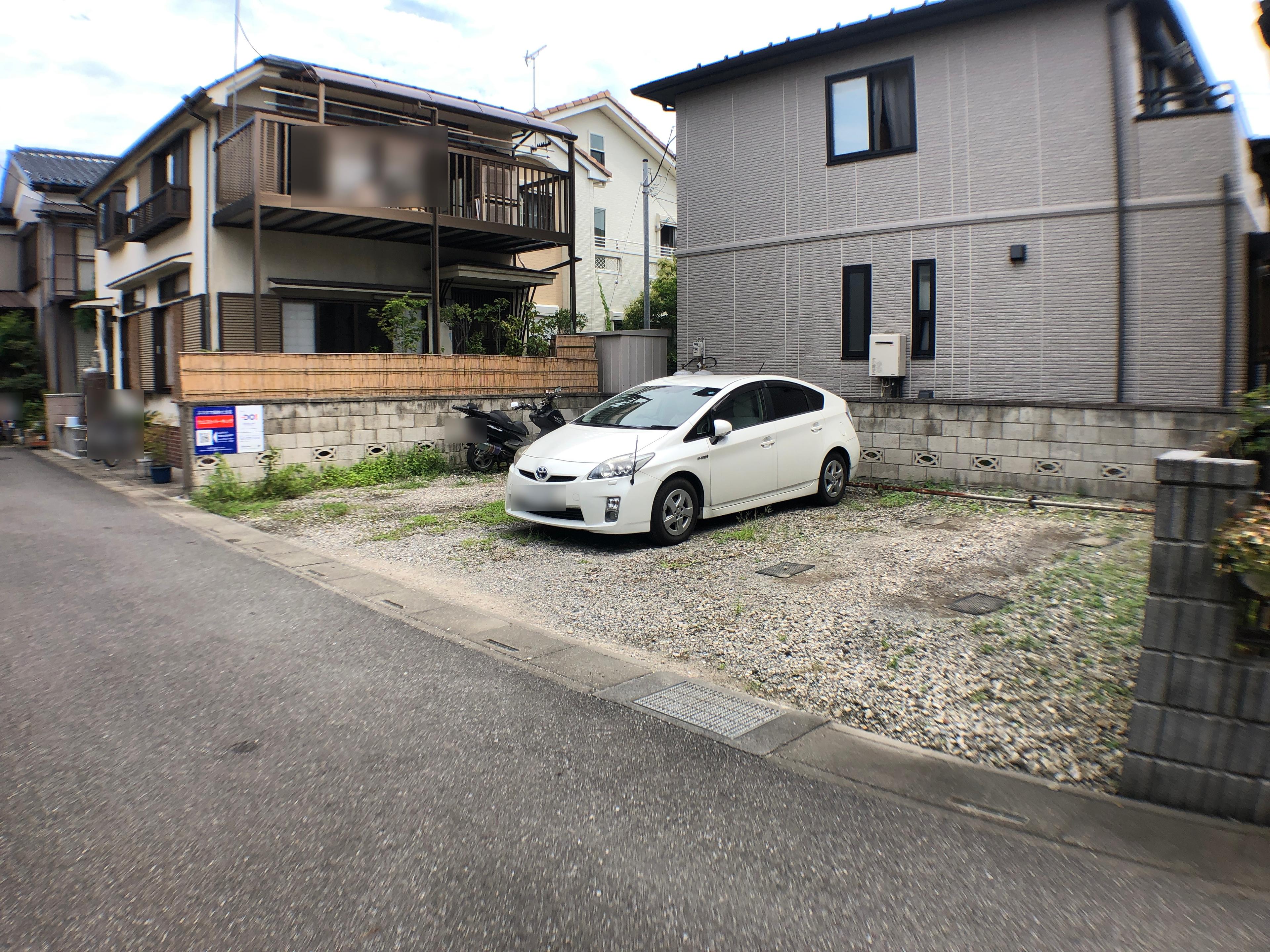 ウエストパーキングの外観・駐車場イメージ2枚目