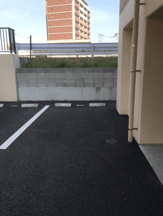 ﾎｴﾌﾞｽ箱崎の外観・駐車場イメージ3枚目