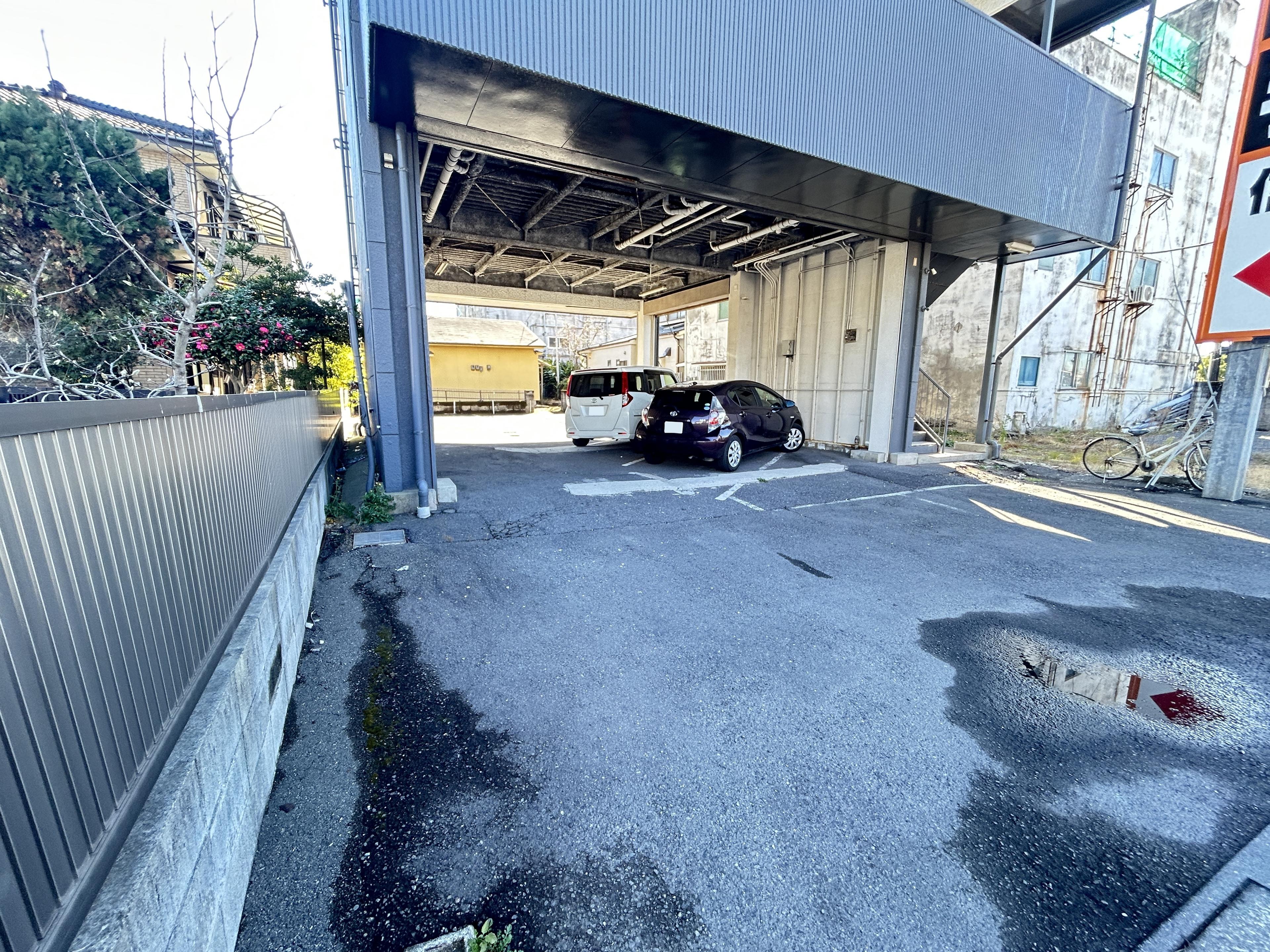 ＳＳﾏﾝｼｮﾝの外観・駐車場イメージ1枚目
