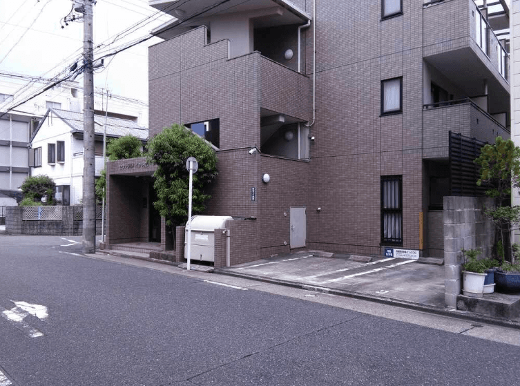 FK内山２丁目１７０１駐車場の外観・駐車場イメージ1枚目