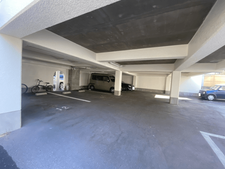 白島九軒町船山ガレージの外観・駐車場イメージ3枚目