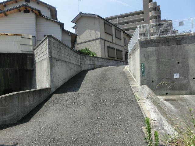 高峰町駐車場の外観・駐車場イメージ1枚目