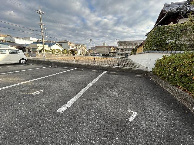 池田下Ⅱ(9510)の外観・駐車場イメージ1枚目