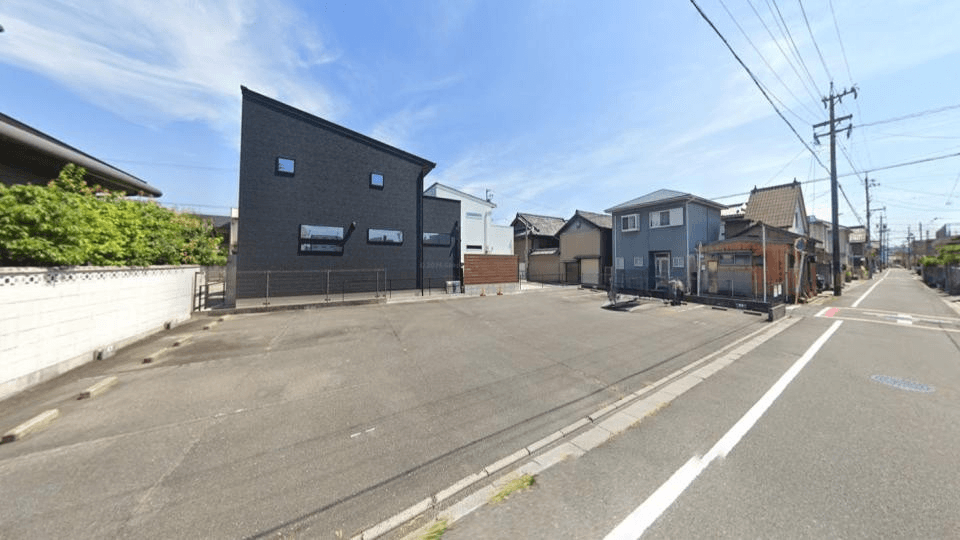 富洲原月極駐車場の外観・駐車場イメージ2枚目