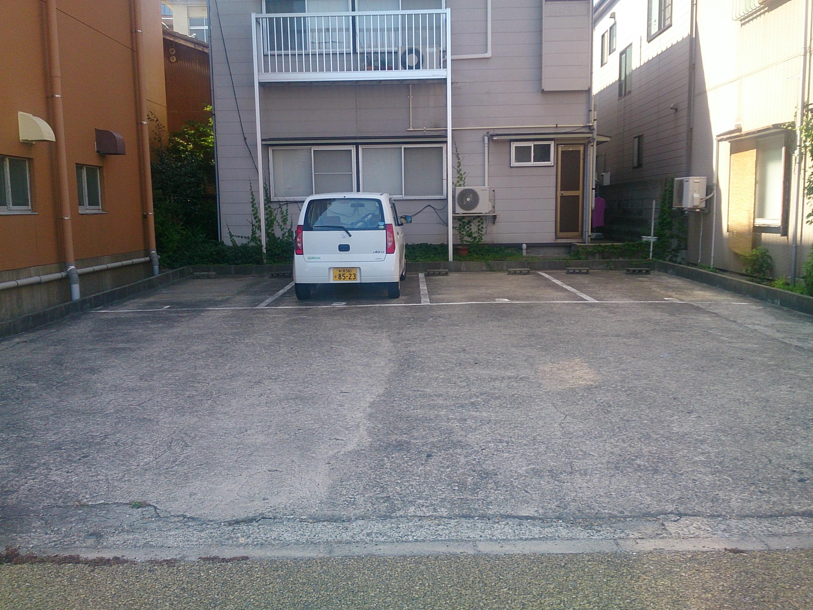 関屋下川原町（鷲頭）駐車場の外観・駐車場イメージ3枚目