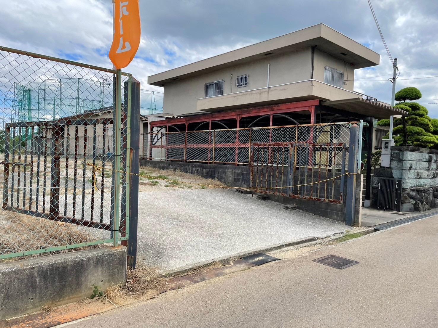 岩室駐車場の外観・駐車場イメージ2枚目