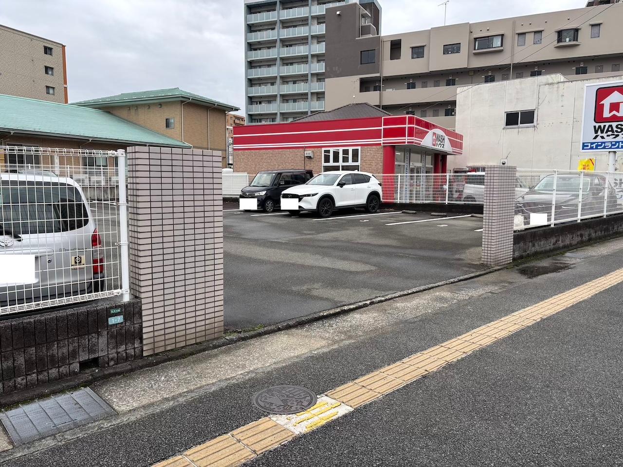 吉塚8丁目月極駐車場の外観・駐車場イメージ2枚目