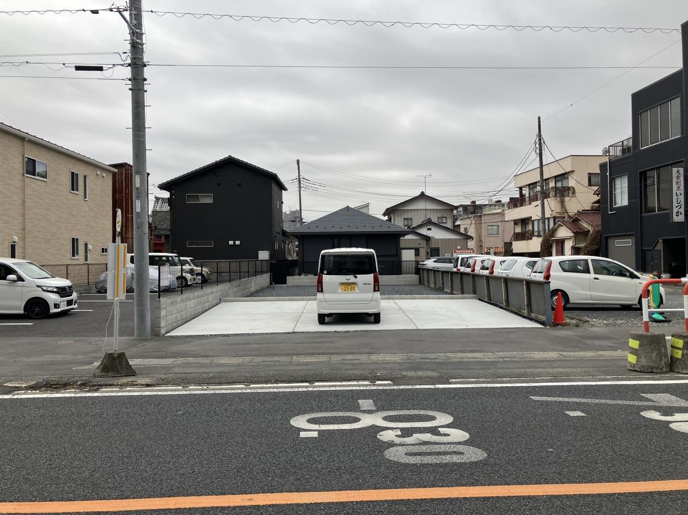 桶川市南1丁目駐車場の外観・駐車場イメージ2枚目