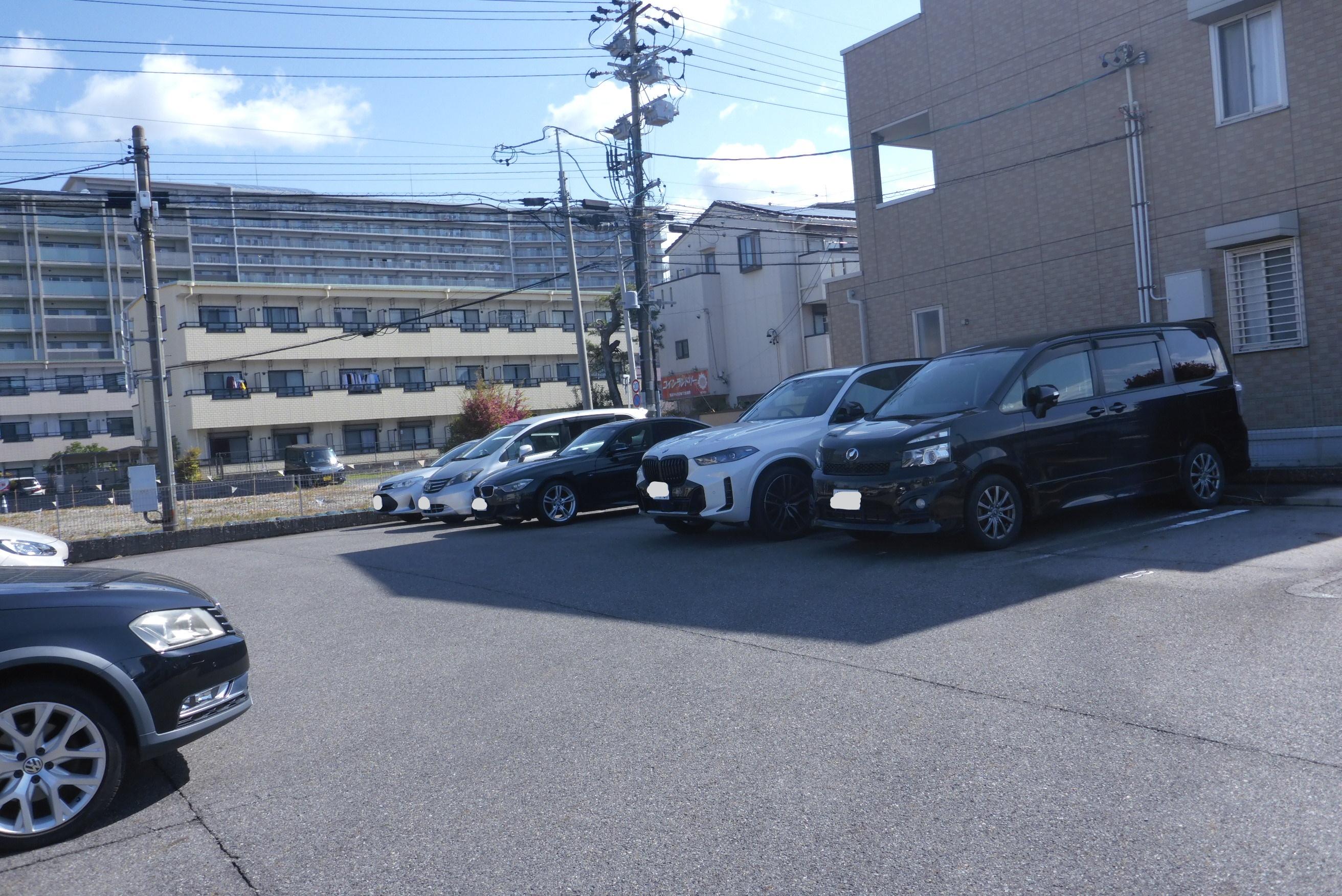 下山第５駐車場の外観・駐車場イメージ2枚目