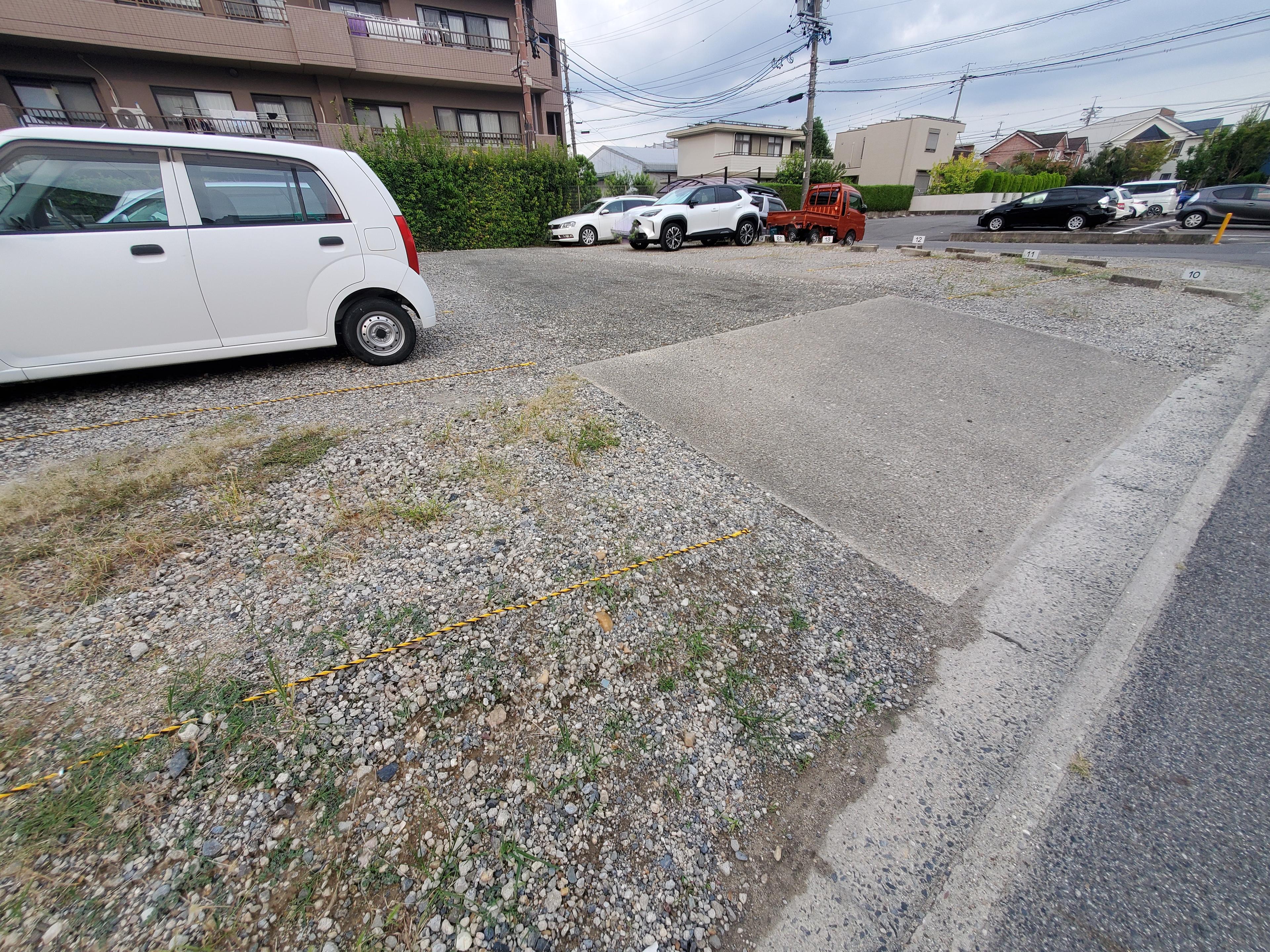 上川原第５駐車場の外観・駐車場イメージ3枚目