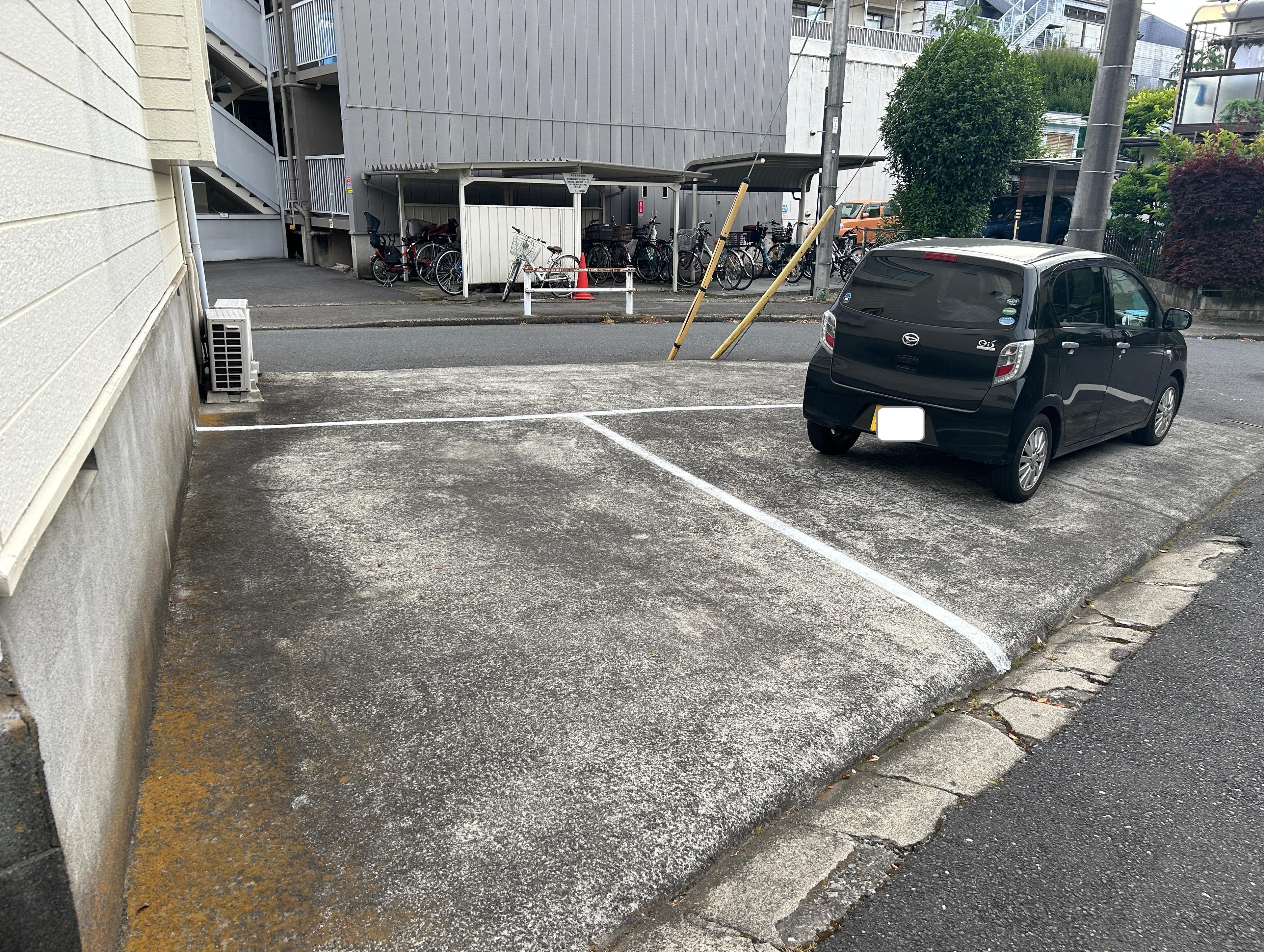 タウンハイツKM駐車場の外観・駐車場イメージ1枚目