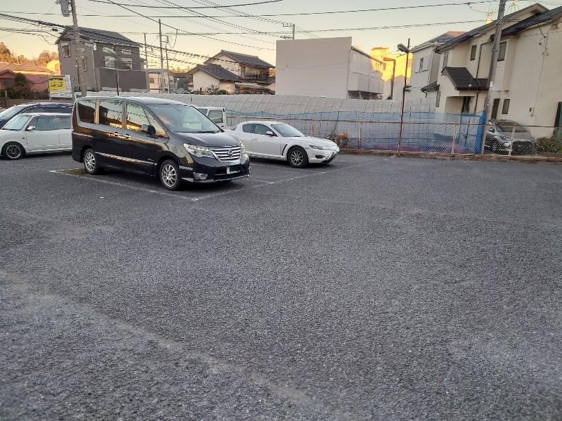 小和田三丁目パーキング(2-26)の外観・駐車場イメージ2枚目