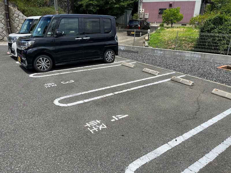 ＦＥＥＬ(54024)の外観・駐車場イメージ2枚目