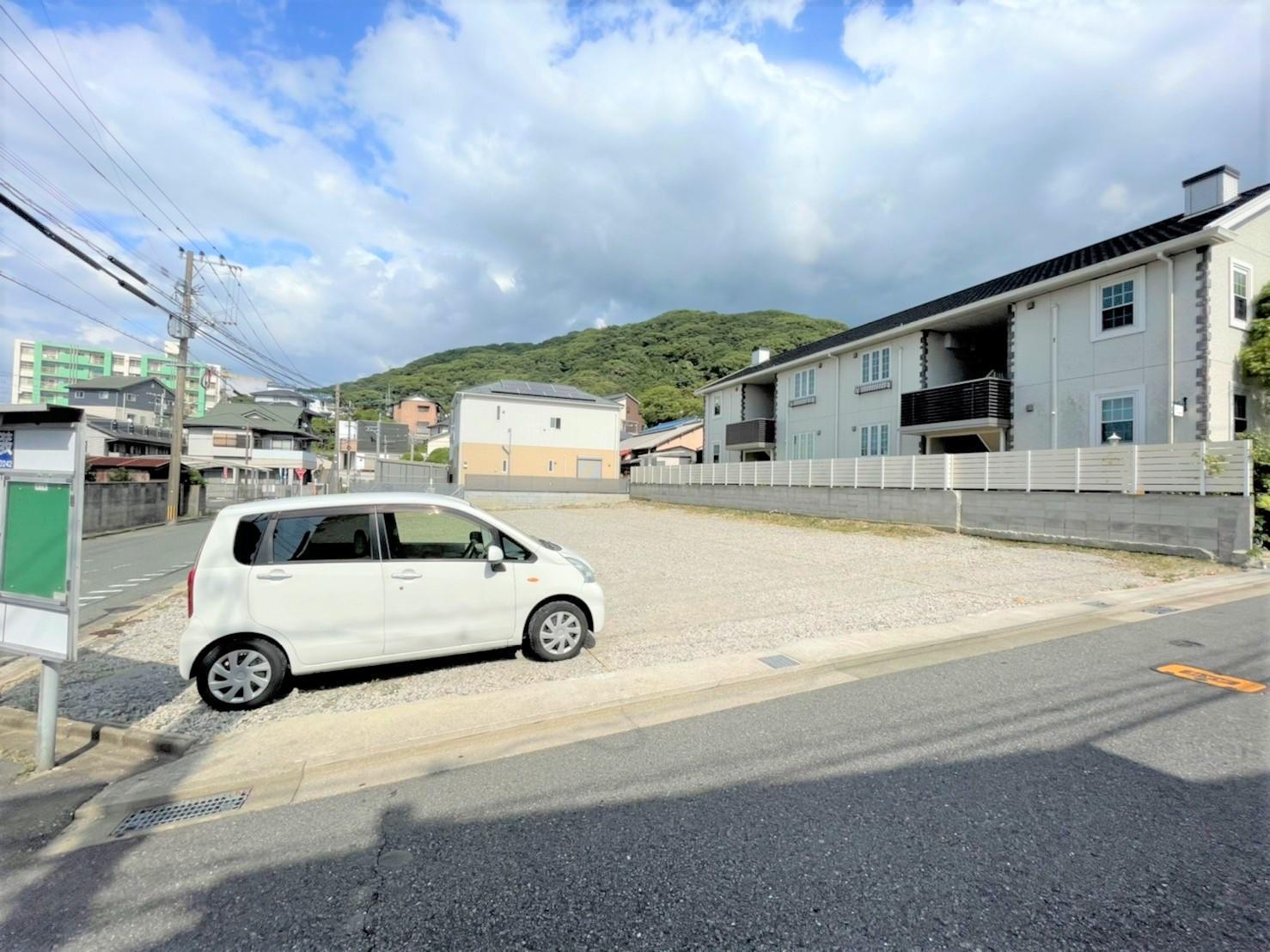 ひまわり月極駐車場（東鳴水4丁目）の外観・駐車場イメージ1枚目