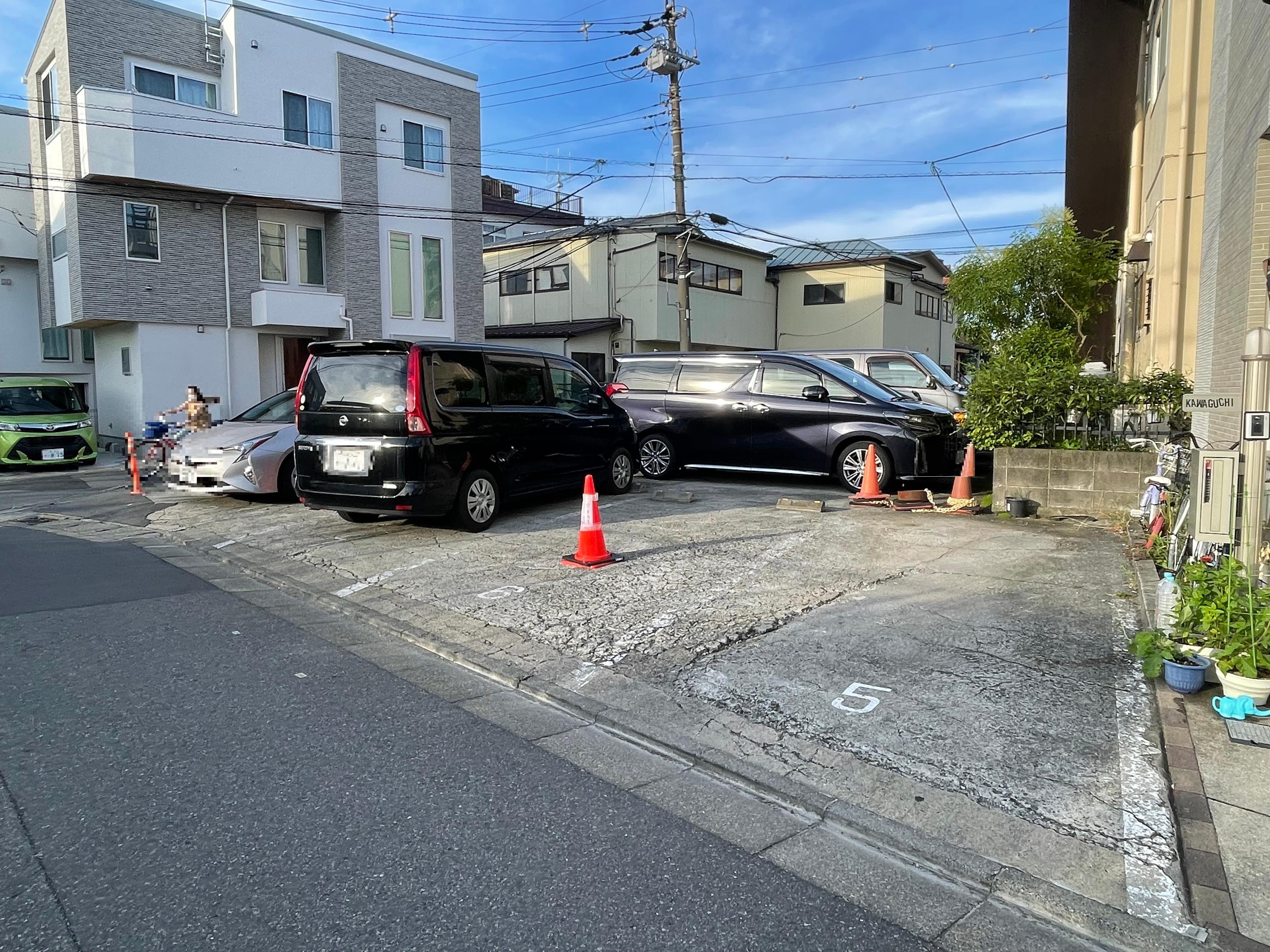 岩﨑パーキングの外観・駐車場イメージ3枚目