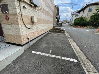 ヴィラージュ(32086)の外観・駐車場イメージ1枚目