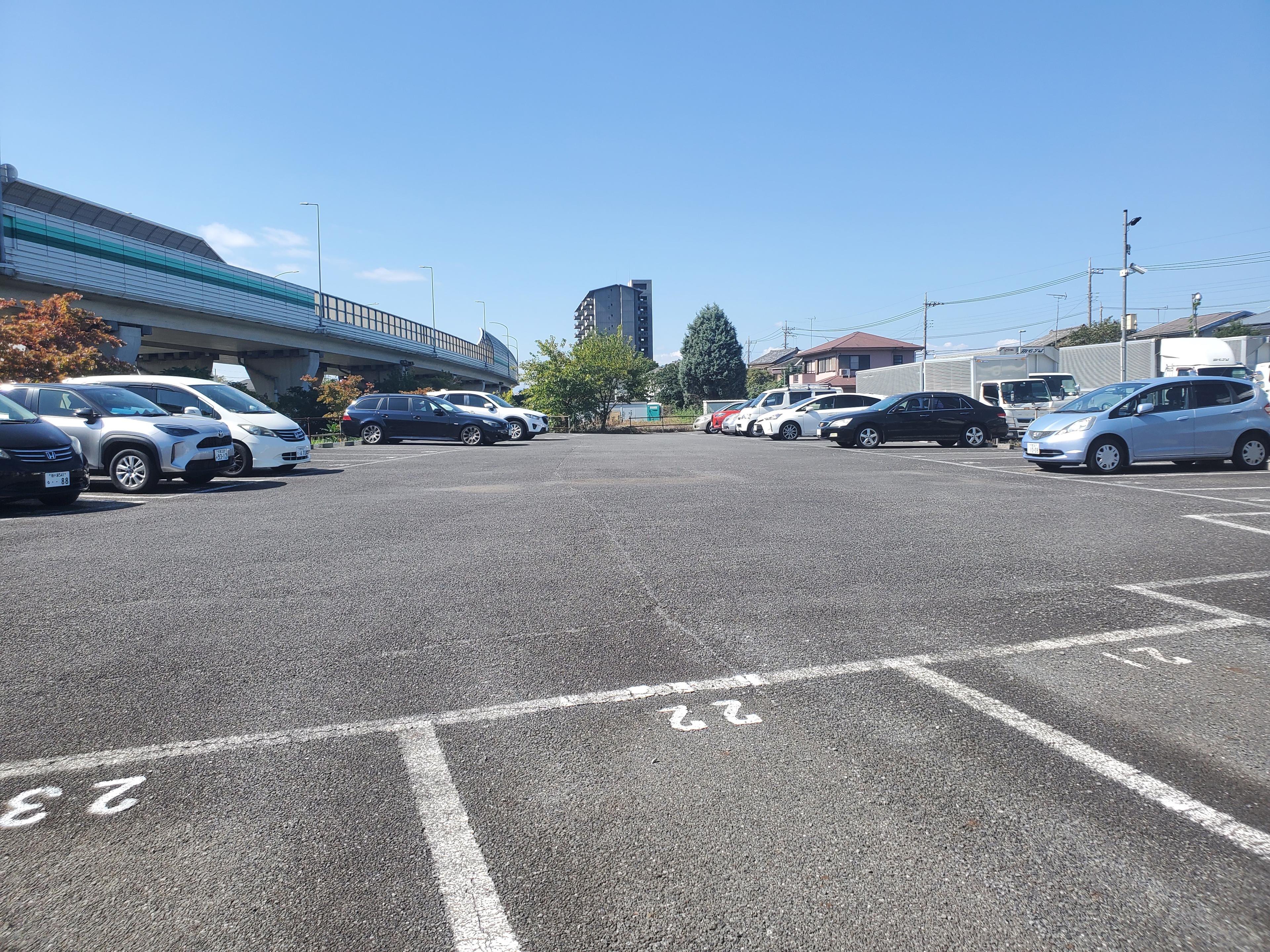 高木駐車場の外観・駐車場イメージ2枚目